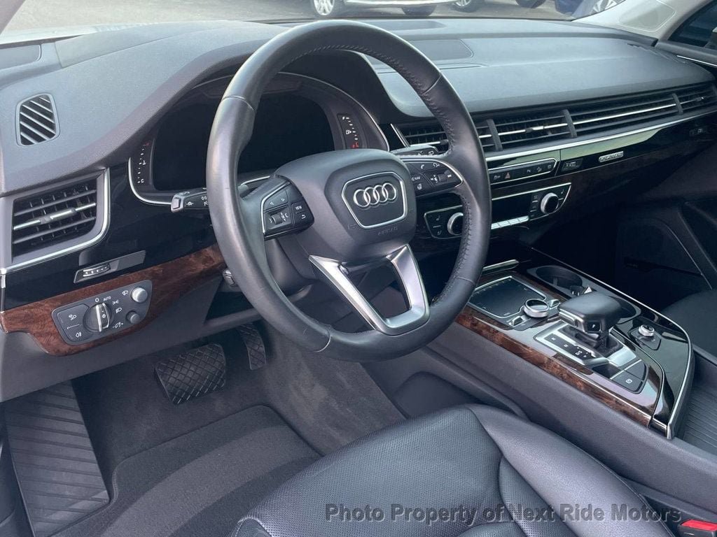 Used 2018 Audi Q7 3.0T Prestige AWD/4WD image 15