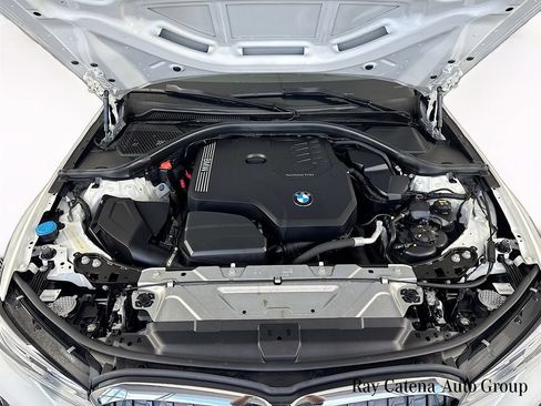 Used 2021 BMW 330i xDrive Sedan w/ M Sport Package AWD/4WD image 31