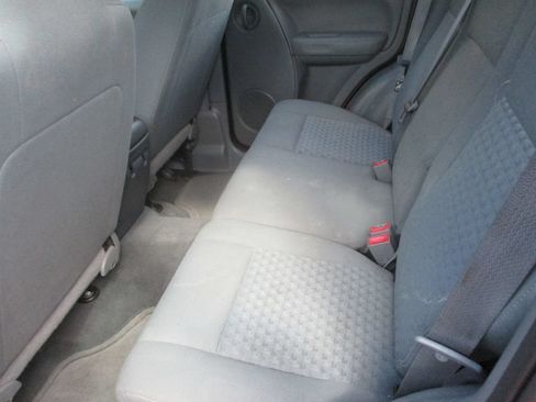 Used 2005 Jeep Liberty Sport AWD/4WD image 7