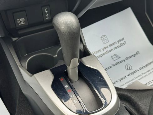 Used 2019 Honda Fit EX image 38