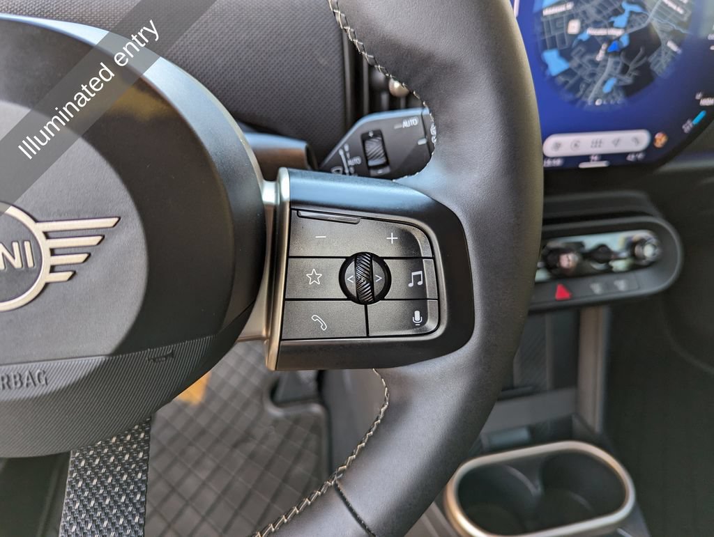 Used 2025 MINI Cooper S FWD image 18