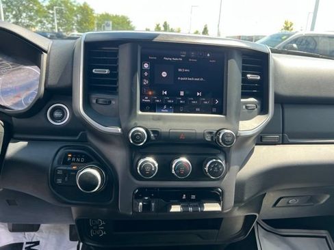Used 2024 RAM 2500 Big Horn AWD/4WD image 16