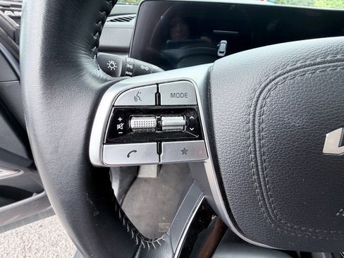 Used 2025 Kia Telluride S AWD/4WD image 15