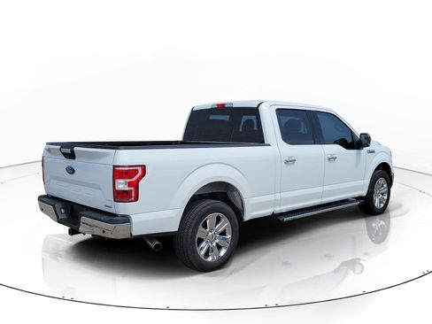 Used 2018 Ford F150 XLT w/ Equipment Group 302A Luxury AWD/4WD image 3