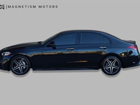 Used 2022 Mercedes-Benz C 300 Sedan image 3