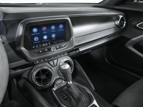 Used 2022 Chevrolet Camaro SS RWD image 17