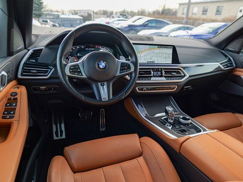 Used 2022 BMW X5 M50i w/ Executive Package image 42