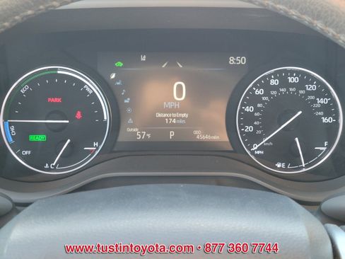 Certified 2023 Toyota Sienna Limited image 22