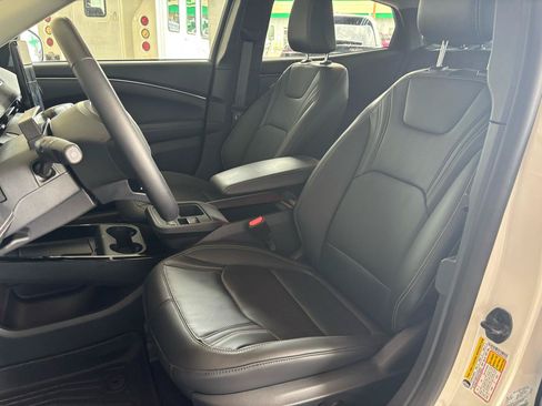 Used 2025 Ford Mustang Mach-E Premium RWD image 13