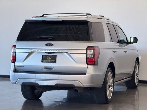 Used 2019 Ford Expedition Platinum AWD/4WD image 7