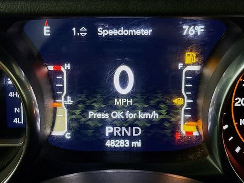 Used 2020 Jeep Gladiator Overland AWD/4WD image 10