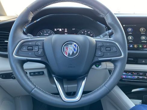Used 2023 Buick Envision Avenir image 22