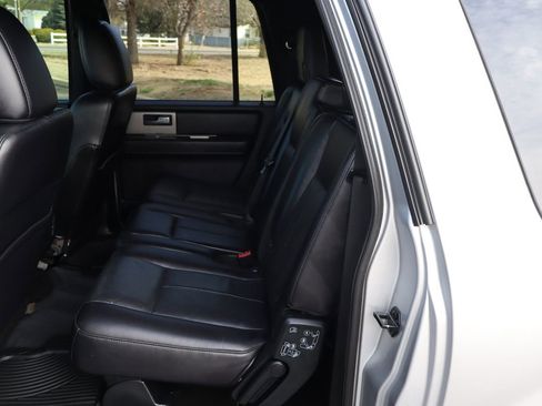 Used 2015 Ford Expedition EL XLT w/ Equipment Group 202A image 20