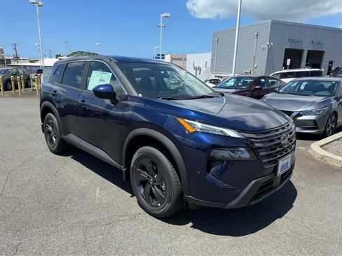 New 2026 Nissan Rogue SV FWD image 2