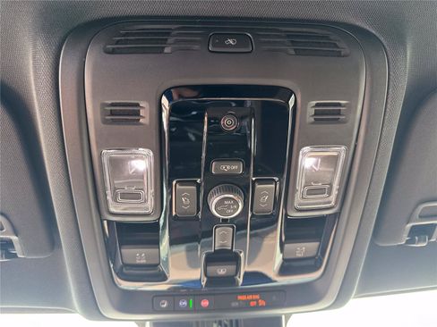 New 2026 Chevrolet Tahoe High Country AWD/4WD image 32
