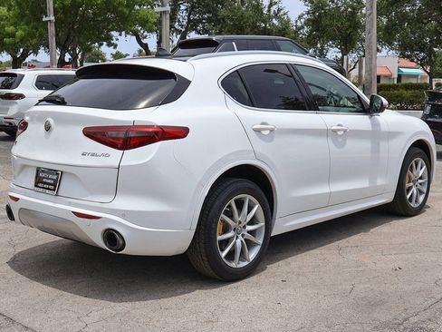 Used 2021 Alfa Romeo Stelvio Ti w/ Premium Package AWD/4WD image 11