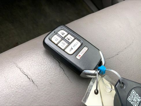 Used 2014 Honda Odyssey EX-L image 14