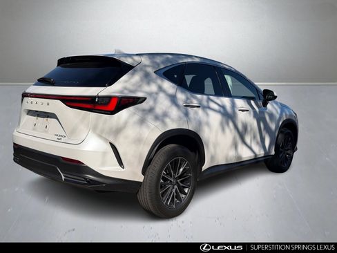 Used 2022 Lexus NX 350 350h Base image 2