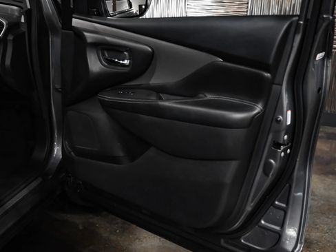 Used 2022 Nissan Murano S FWD image 36