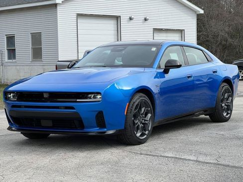 New 2026 Dodge Charger R/T w/ Blacktop Package AWD/4WD image 2