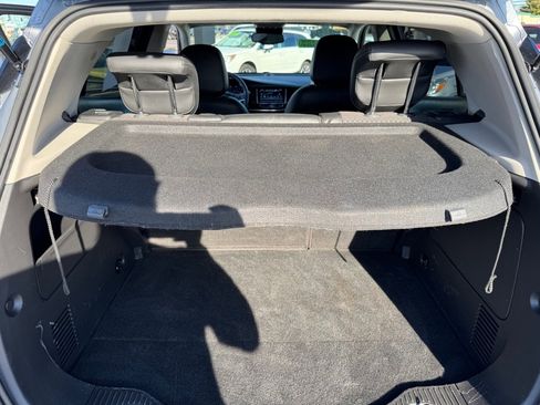 Used 2019 Buick Encore Sport Touring image 7