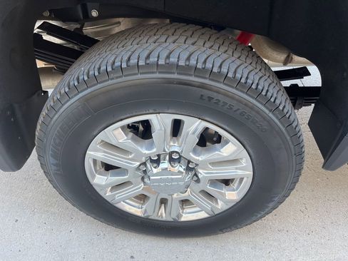 Used 2022 GMC Sierra 3500 Denali w/ Technology Package image 35