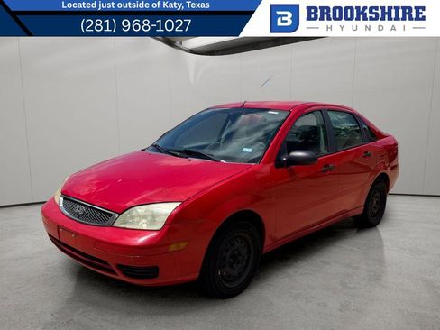 Used 2006 Ford Focus ZX4 Sedan FWD image 1