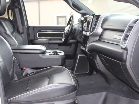 Used 2022 RAM 3500 Laramie image 11