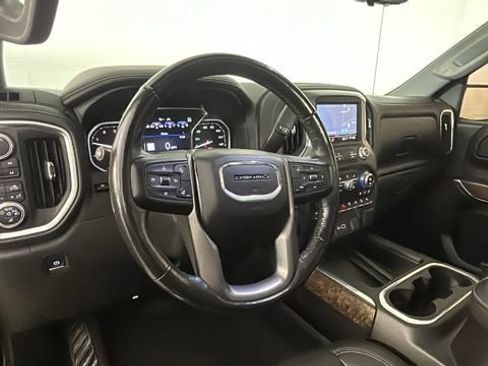Used 2019 GMC Sierra 1500 Denali w/ Denali Ultimate Package AWD/4WD image 13