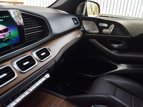 Used 2022 Mercedes-Benz GLE 350 w/ AMG Line Exterior image 38