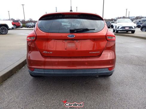 Used 2018 Ford Focus Titanium w/ Titanium Technology Package image 9
