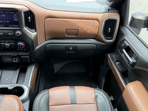 Used 2020 Chevrolet Silverado 3500 High Country w/ Gooseneck/5TH Wheel Package AWD/4WD image 15