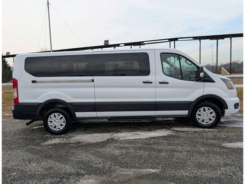 Used 2023 Ford Transit 350 XLT image 8