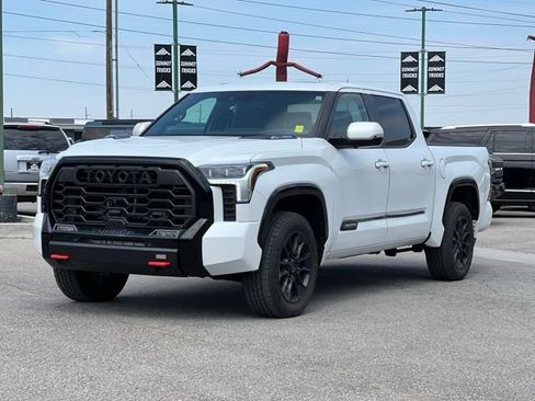 Used 2024 Toyota Tundra Platinum AWD/4WD image 3