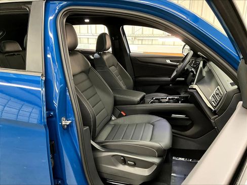 New 2026 Volkswagen Atlas Cross Sport SEL image 31