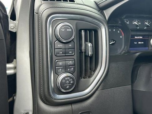 Used 2021 GMC Sierra 1500 SLT w/ SLT Premium Package image 17
