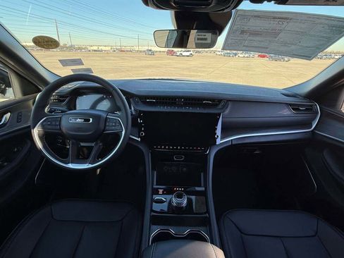 New 2026 Jeep Grand Cherokee L Limited image 22