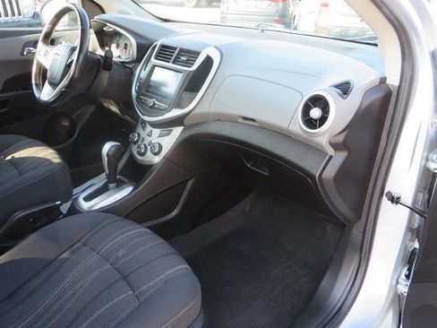 Used 2017 Chevrolet Sonic LT w/ Convenience Package image 16