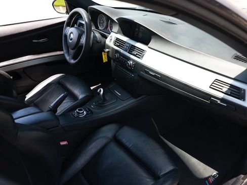 Used 2011 BMW M3 Coupe RWD image 26