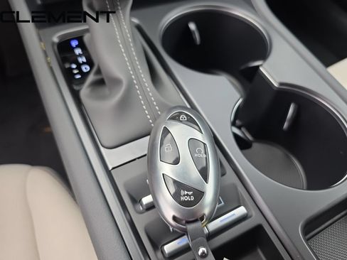 Certified 2025 Hyundai Sonata SE FWD image 24