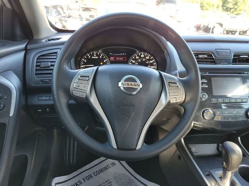 Used 2015 Nissan Altima 2.5 S w/ Special Edition Package image 10
