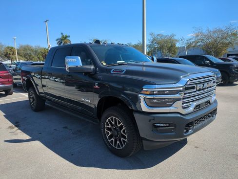 New 2026 RAM 2500 Limited AWD/4WD image 2