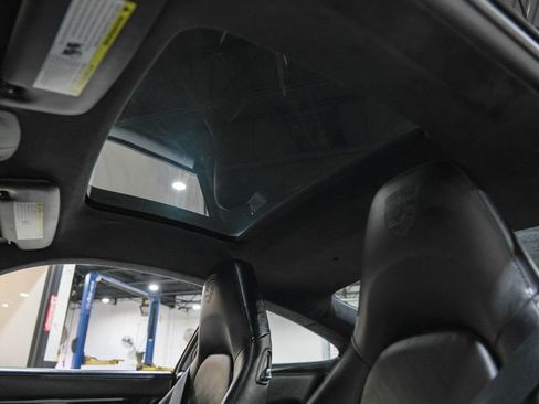 Used 2016 Porsche 911 Carrera Black Edition image 18