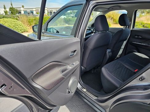 Used 2023 Nissan Kicks SV w/ Interior Electronics Package image 17