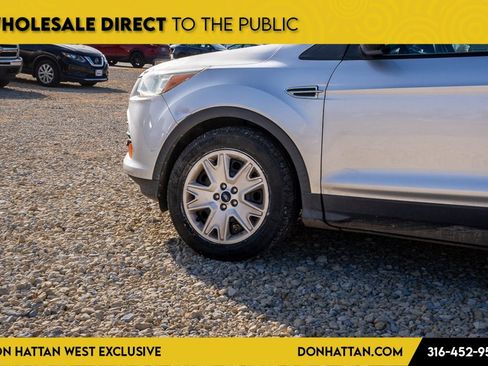 Used 2016 Ford Escape S image 32