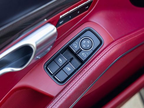 Certified 2018 Porsche 911 Targa 4 GTS image 25