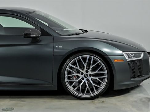 Used 2017 Audi R8 V10 plus AWD/4WD image 15