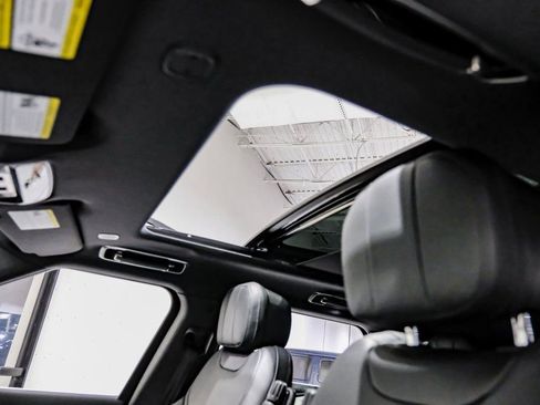 Used 2023 Land Rover Range Rover Sport SE Dynamic image 7