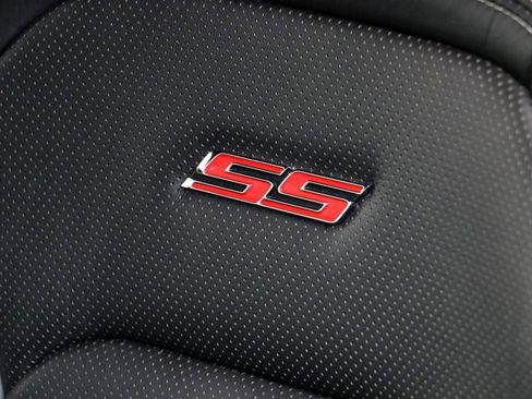 Used 2017 Chevrolet Camaro SS image 28