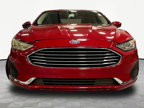 Used 2020 Ford Fusion SE FWD image 2